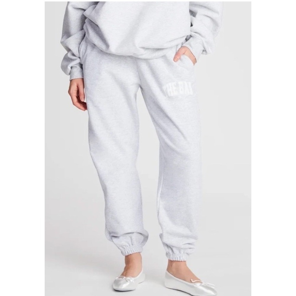 EUC The Bar Women's XS Varsity Light Heather Gray Sweatpants Pockets Athleisure